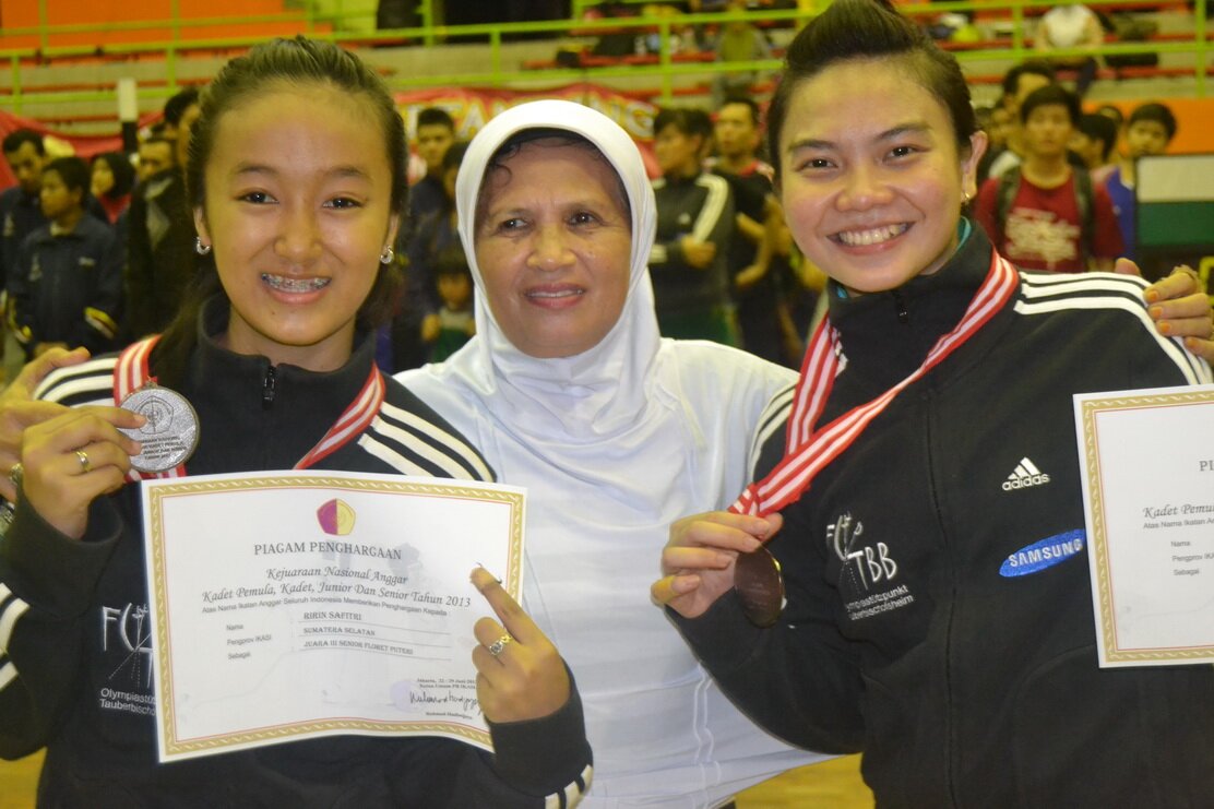 ririniqbal96's profile picture. 