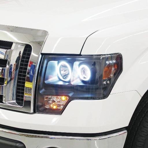 Hacemos enamorarte de tu auto otra vez, auto partes y accesorios deportivos en Guadalajara. El servicio al cliente y los autos son nuestra pasión.