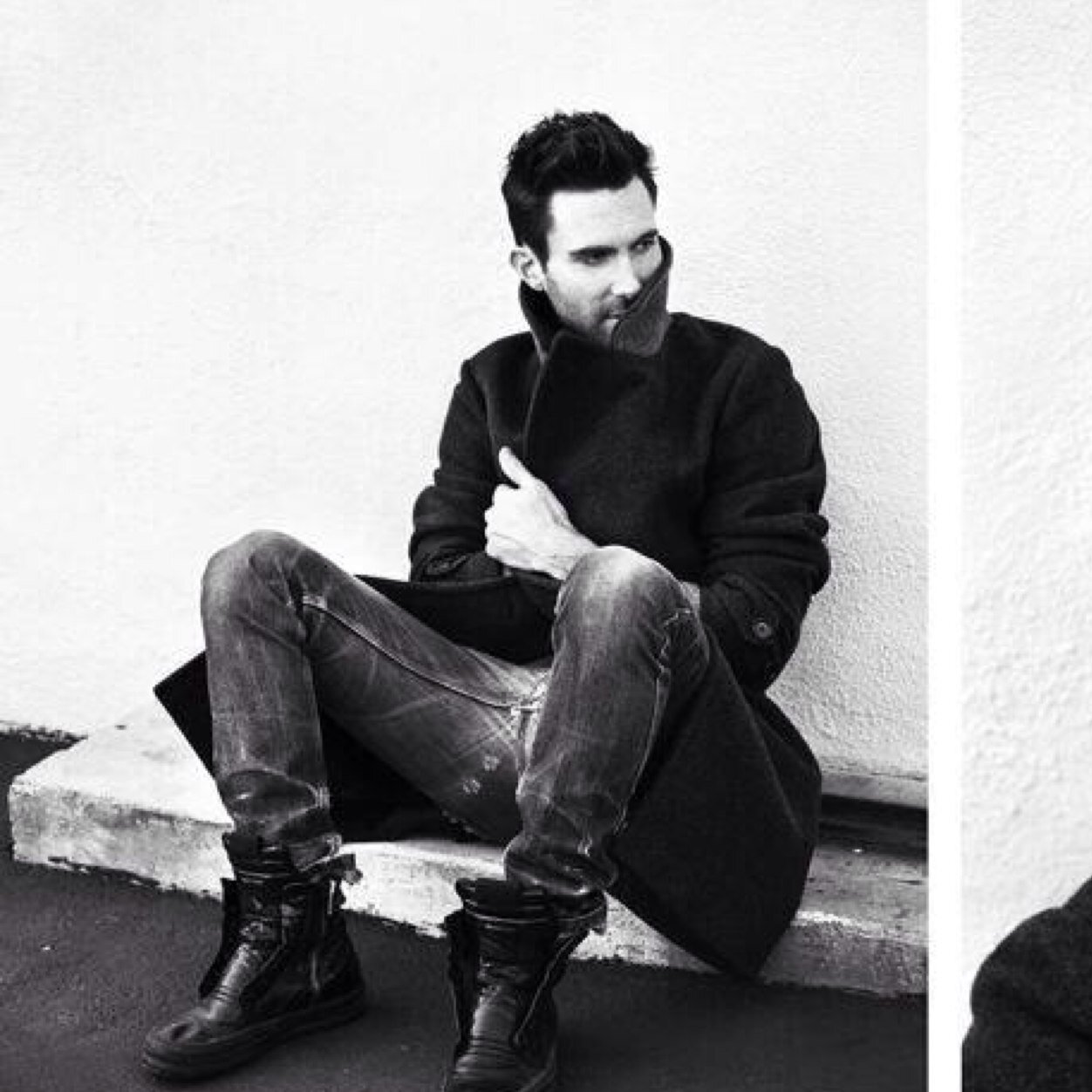 I've been searching for a while for certain people, I'm not really a hugger. Sorry. {|Hunter-TO/TVDRP|}