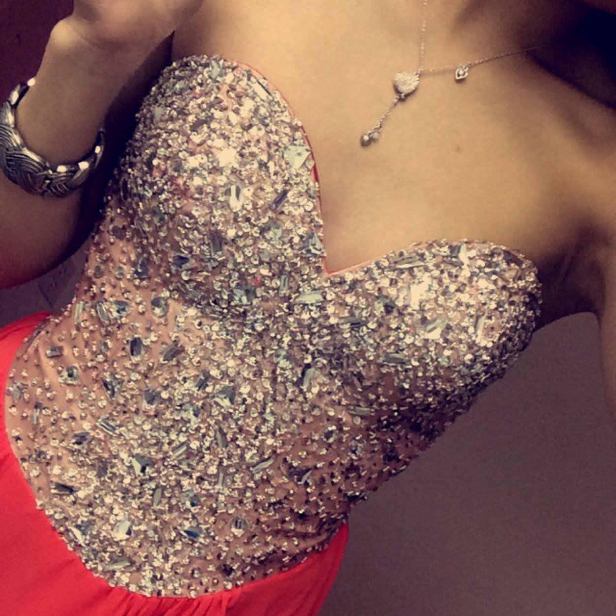 _karinazli's profile picture. this is my new twitter account. too many basic bitches followed my other account. cheers to a new fuckin start, stay high.