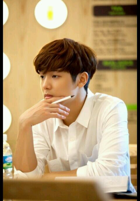 Handsome Drummer from CNBlue it's Kang Minhyuk