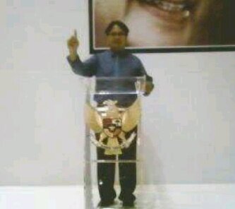 Ketua wilaya Himpunan Generasi Anti Narkotika dn Hiv Aids (HIGANs)-Ketum Solidaritas Pemuda-Pemudi Papua dn Papua Barat-Presidium Tim Lokomotif Perubahan Papua