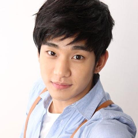 Actor, Singer, Smart, Cool Guy yeodongsaeng @fakeriu @kimyuraa_ @iamkw_yuri55 Namdongsaeng @leehywoo