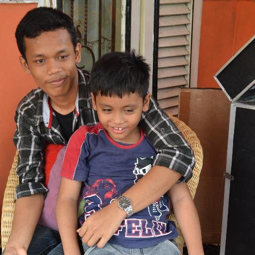 alimal_yusri's profile picture. 