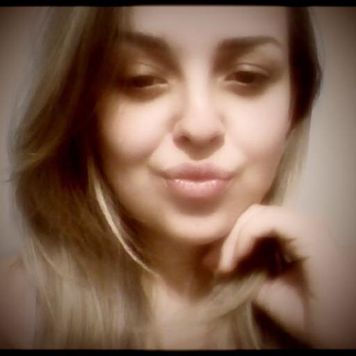 CarianiNany's profile picture. Por fora um conceito seu,por dentro uma personalidade somente minha...