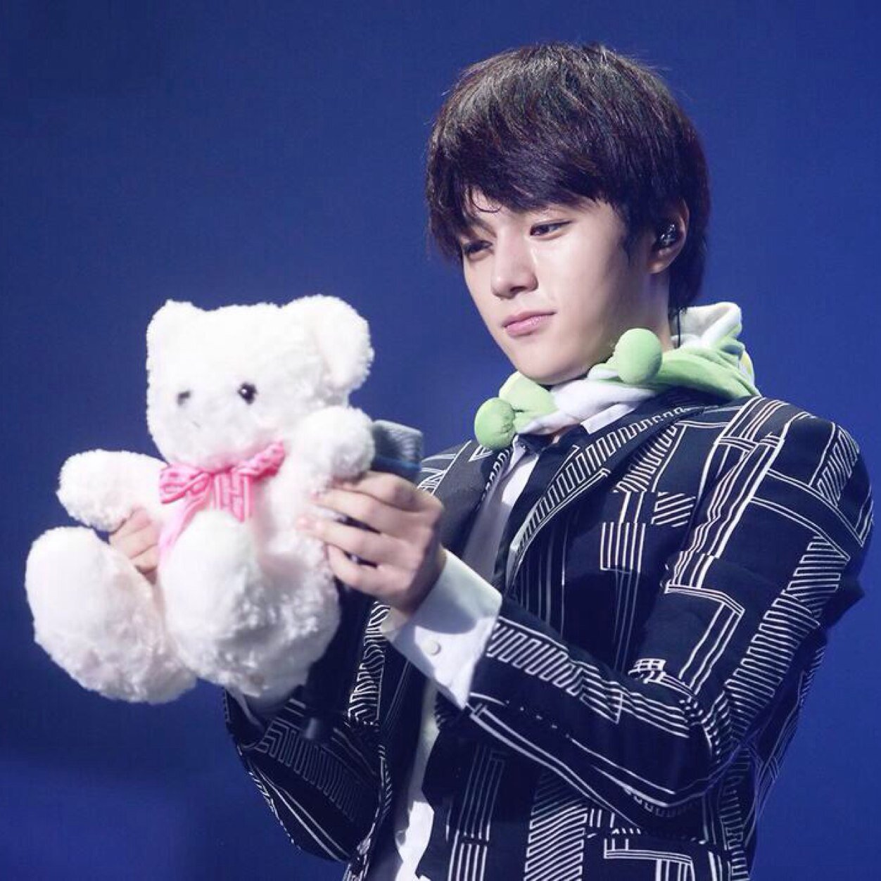 L.kim , Kimmyungsoo (just both not real ) real @INFINITELKIM line .. 1992 #Azfam Inspirite . 21/07/13 wollim ENT.