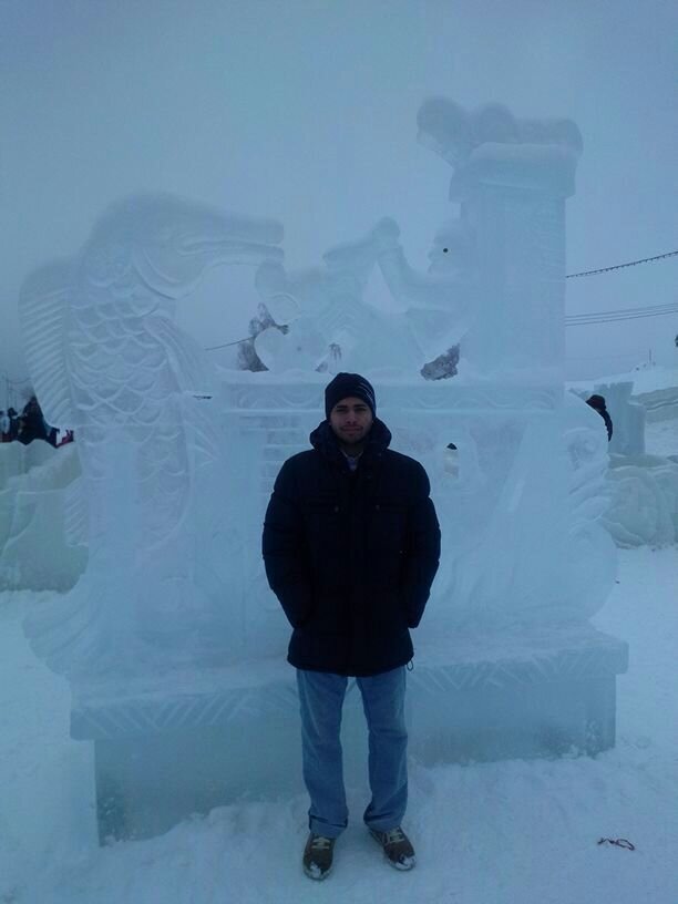 mahimkw8's profile picture. 