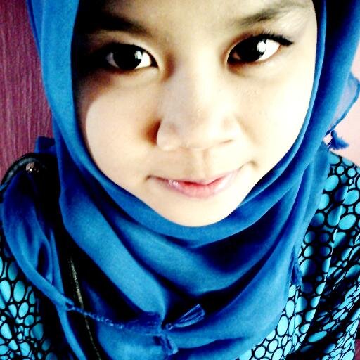Aini that's mY namE | jusT a girL | noT thE perfecT onE buT i'll be the RIGHT one for you :)