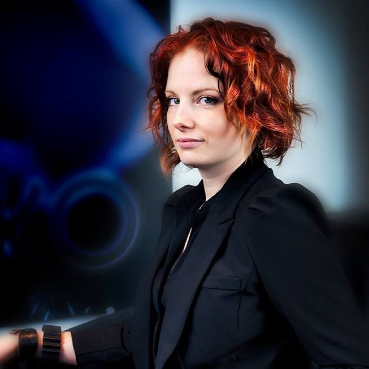 EveRedkenArtist's profile picture. Styliste chez Rayko/Artiste éducatrice @Redken Canada Artist