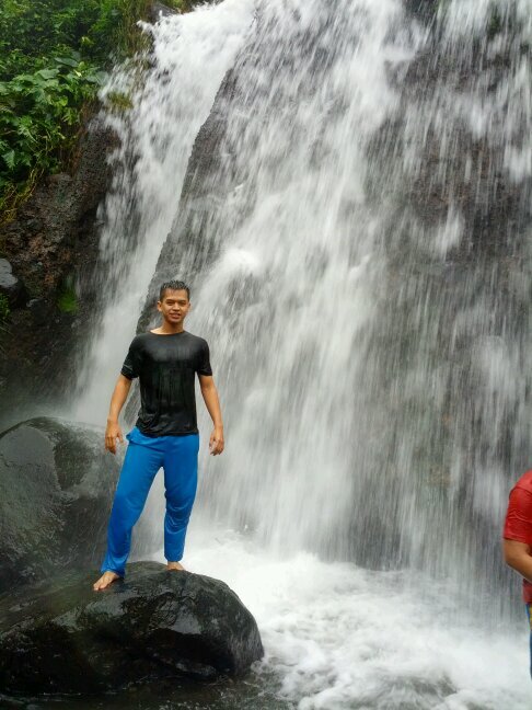 Cintai dia karena Dia.