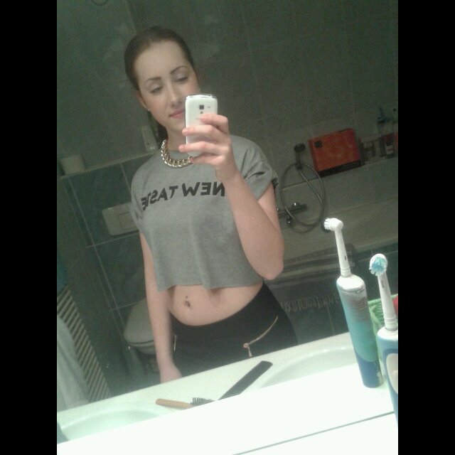 Insta; floorjenn_