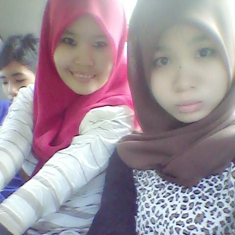 still thinking to be a good daughter to my beloved parent.
mum, love u too muchh.