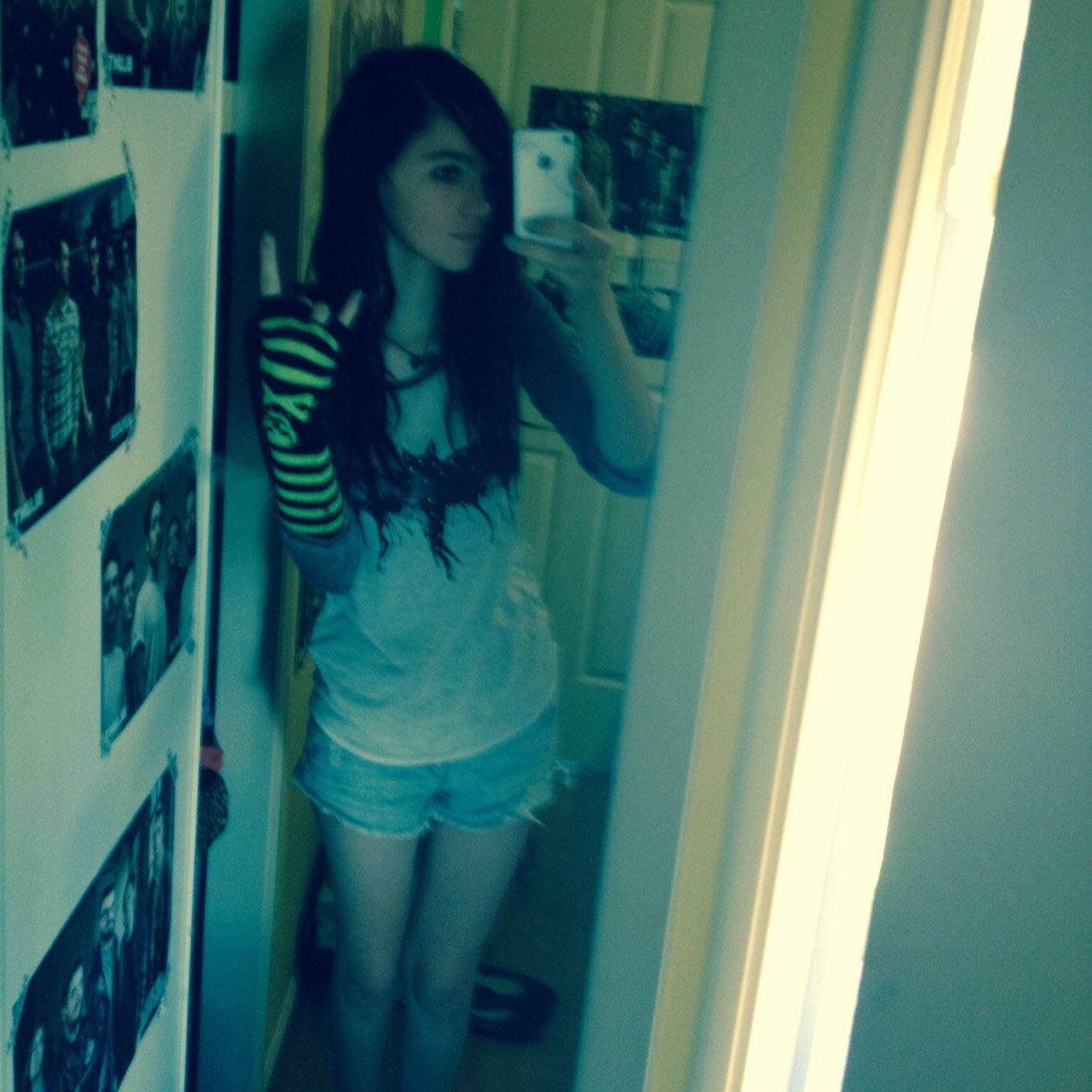 KylieMolineauxx's profile picture. hi person looking at this. (^.^)