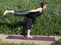FarmFlow's profile picture. Farm Flow Yoga is an outdoor yoga studio in Downtown Sacramento. Classes: Friday 6:15-7:30pm Farm Flow Vinyasa and Sundays 11:15-12:30 Family Farm Flow.