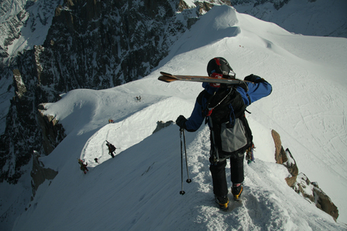 UIAGM IFMGA International Mountainguide : Ski & Climbing Chamonix & world wide guided tours.