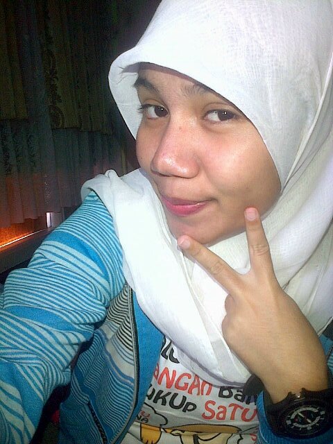 Instagram : arifah_sifa• Path : arifah syifa