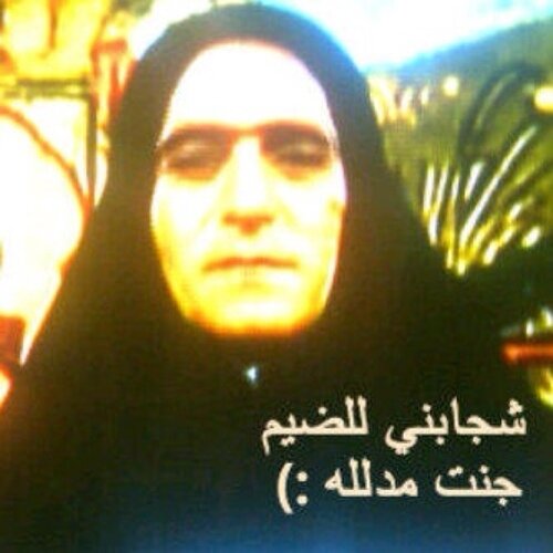 رجل كوني يستجيب لصوت العقل المتجه الى الله بفطرته وينبذ المذاهب