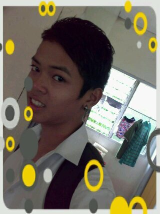 add me at wechat if want make friend with me..id wechat is kokhowen