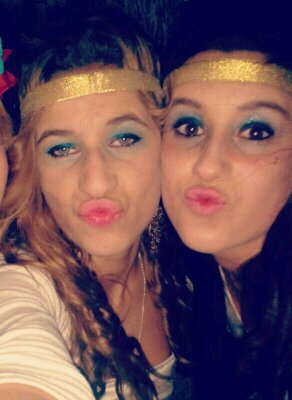 Quien más disfruta de la vida es quien no está constantemente preocupado de quien podría juzgarle. Mi enano lo mejor. te amo♥