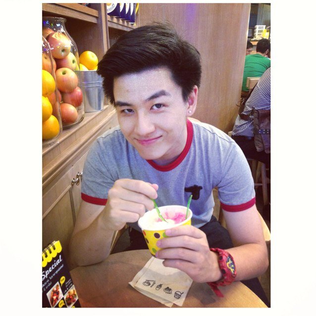 PekkoJ's profile picture. 