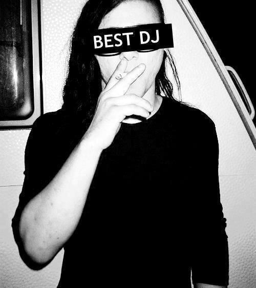 Sarah/ 14/ Poland/ Follow back ~ I LOVE SKRILLEX AND DUBSTEP ♥ I Follow back! c: