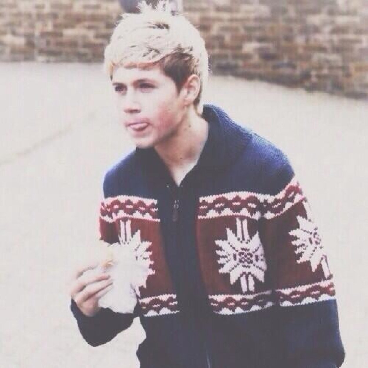 011112 || 190513 || 290614.♡