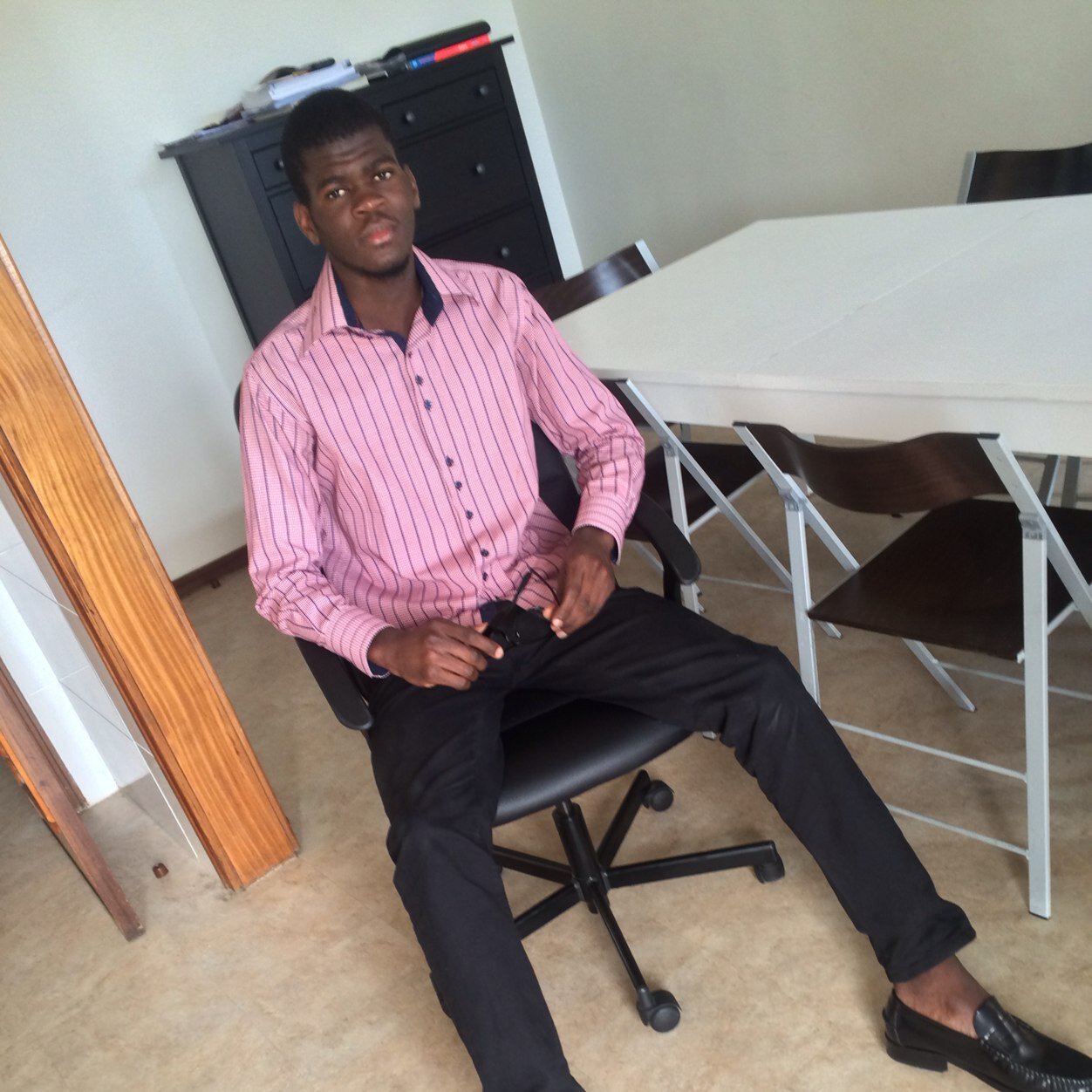 aguineto1's profile picture. 