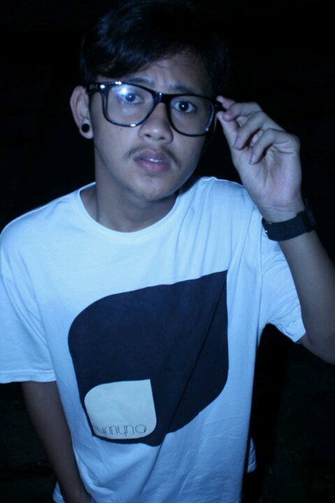 ArianSastraW_'s profile picture. Waiting a miracle from Allah Swt :)