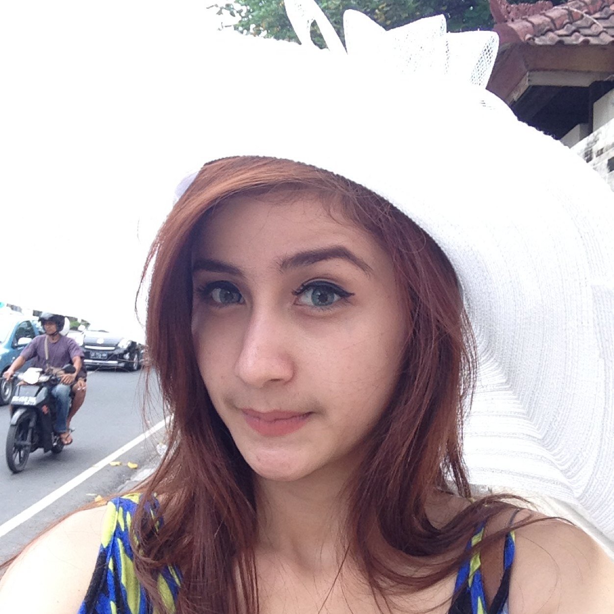 filzaza's profile picture. 