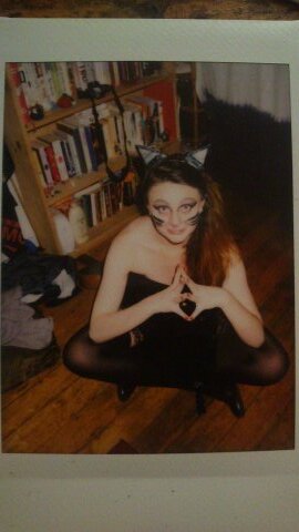 A simple minded, slurpee addicted glitter enthusiast.