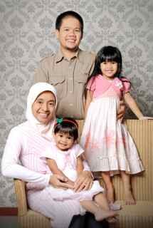 Woman, wife, will be your friend. Also owner Fuku Inge & Flying Princess. ♥