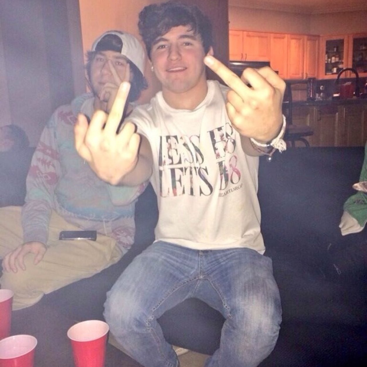 I just gave you a free follow so can you follow @PURECAYLEN THANK YOU I LOVE YOU.