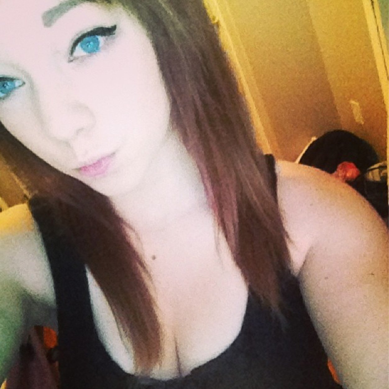 #Leo #TeamFollowback whats up people?