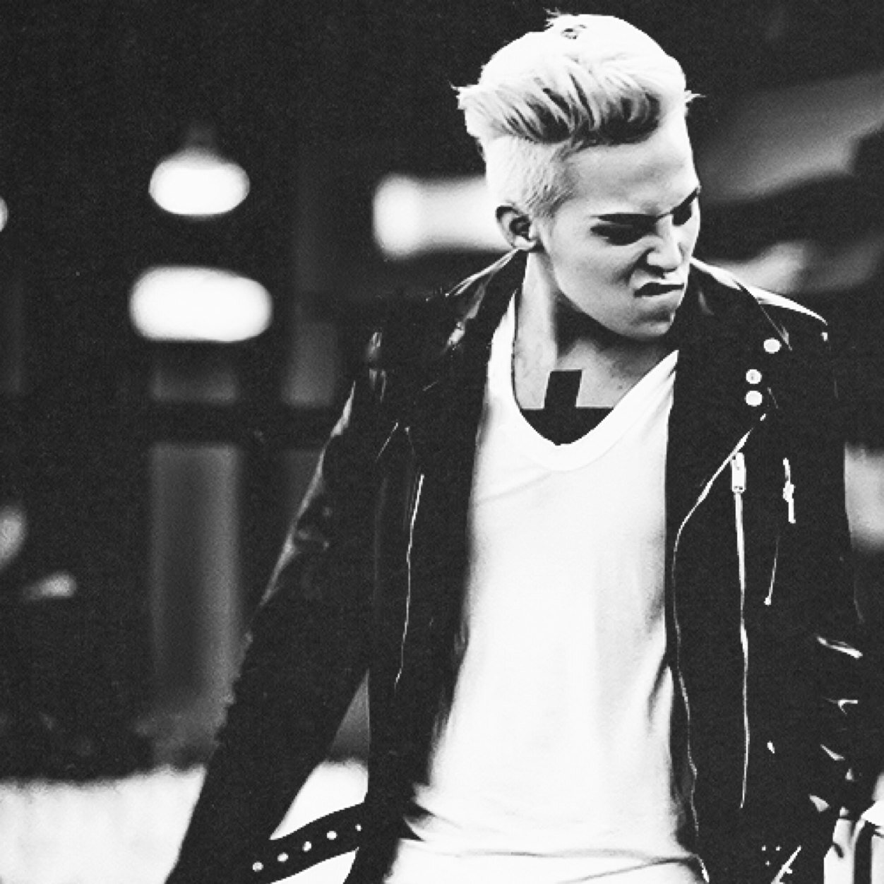 หล่อ หรือ สวย