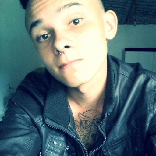 Whats: 9 9952 8092