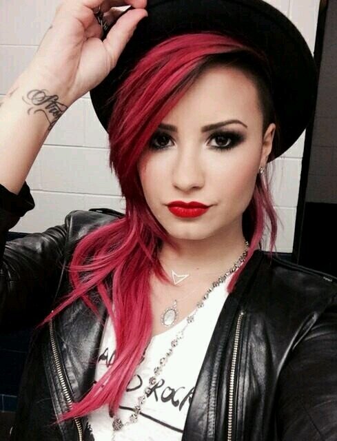 ~BTR~1D~5sos~Demi~Books~Music~Infinity~D:Doy follow back