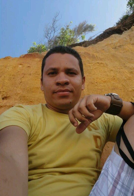 Pernambucano de coração,Torcedor do SPORT, Louco por Chocolate, Eletrotécnico e Analista de Testes.
http://t.co/dGxLtTM3C0
https://t.co/pmj4YQ5uAM