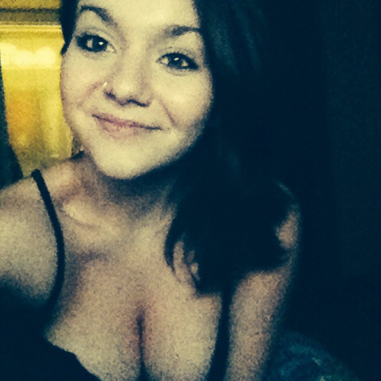Italian girl living in Oslo, Norway. Pizza & Avenged Sevenfold are better than us.
 Follow me ❤️