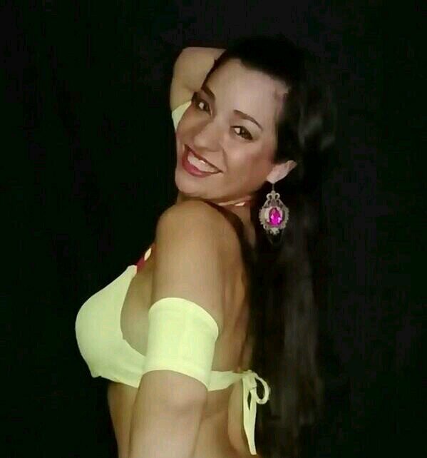 BAILARINA DE AXE EVENTOS/ SHOW DIRECTORA DE LA Cía. de danzas brasileras OLHA QUE FESTA PROFESORA DE AXE - LAMBAEROBICA  MARIELA NIELSEN