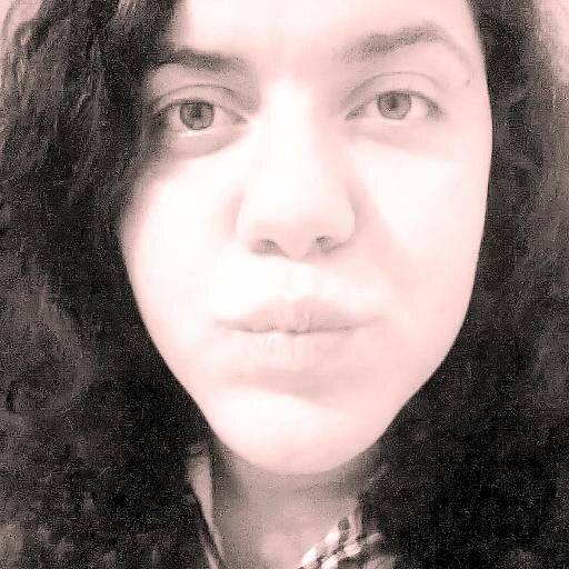 Arzu/16   Hayata hep sırıtanlardanım :D //Kerem Bursin//  http://t.co/8u08WUv1gp