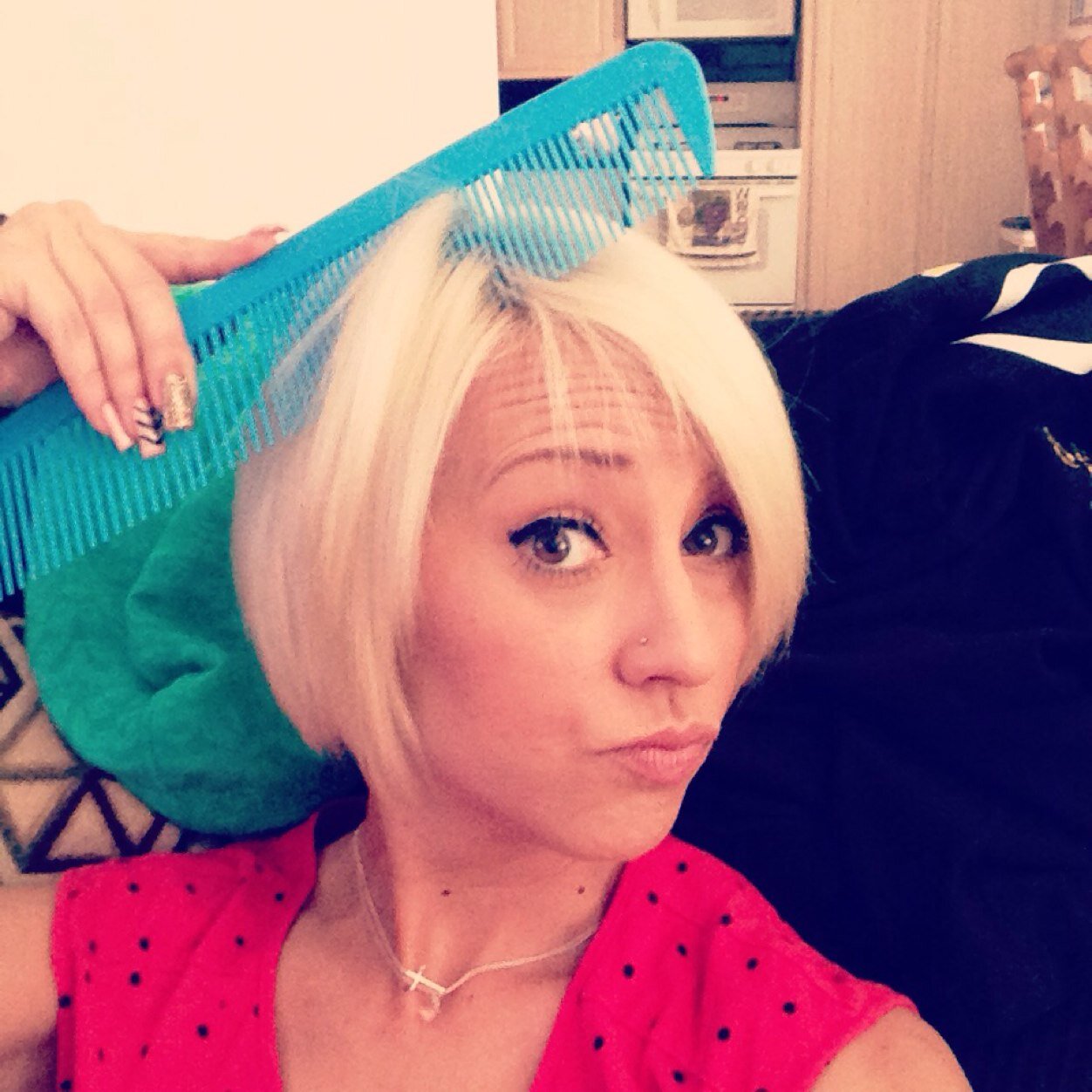 LeesaAnn13's profile picture. Don't worry, bout a thing. Cuz every little thing, gonna be all right. -Bob