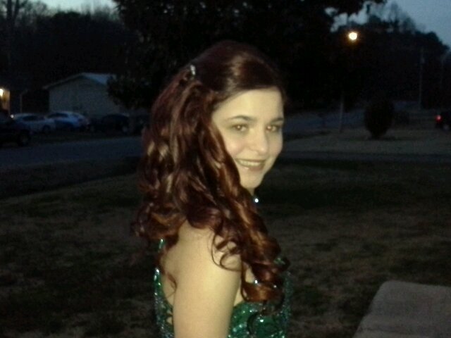 ari13wil55's profile picture. 18. junior @ Alexandria. loving life and God. love the outdoors, makeup, dressing up, and having fun! Miss Alabama Teen USA contestant. #rp