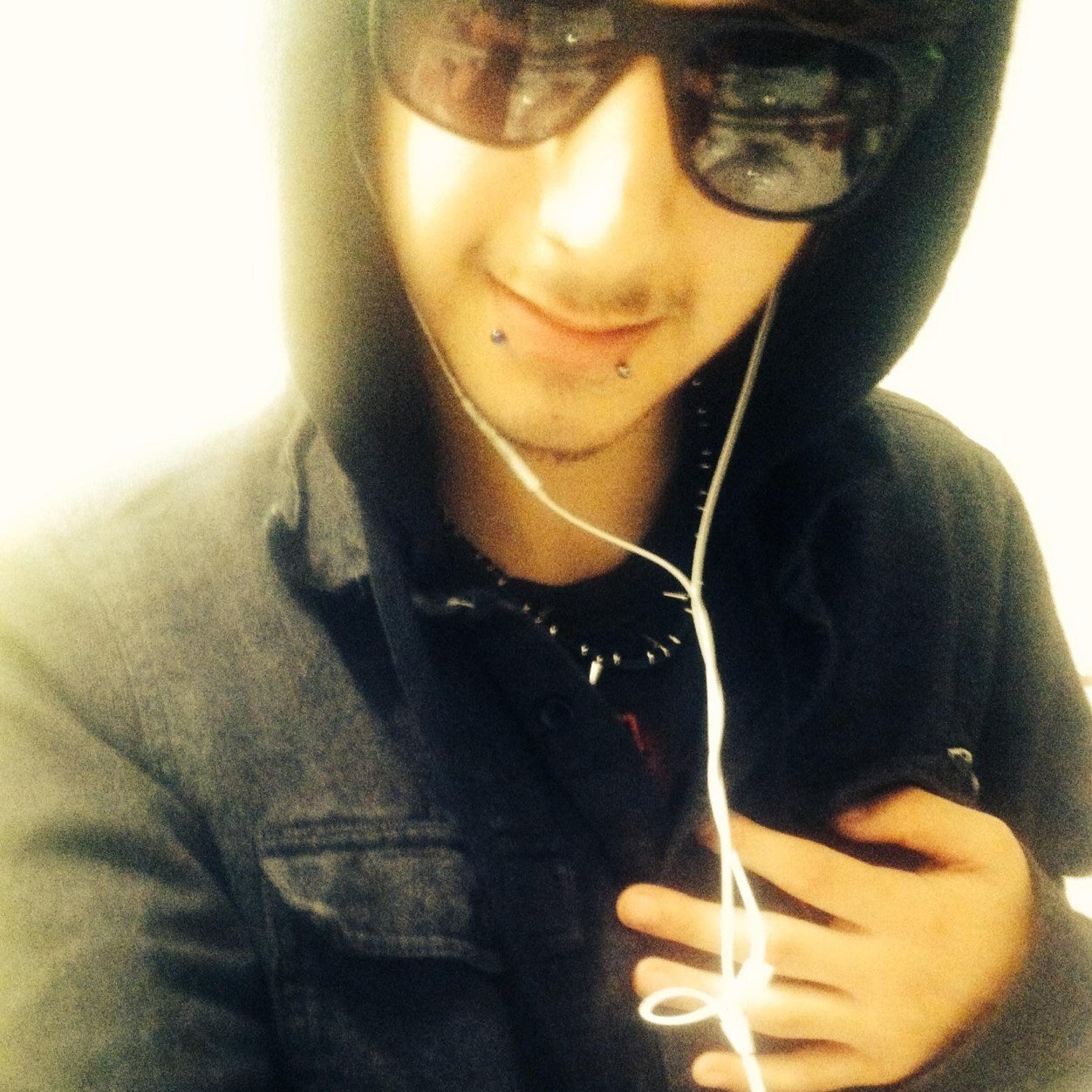 emo_moose's profile picture. #ganja#420#scenegirls#weed#bluntsnbongs