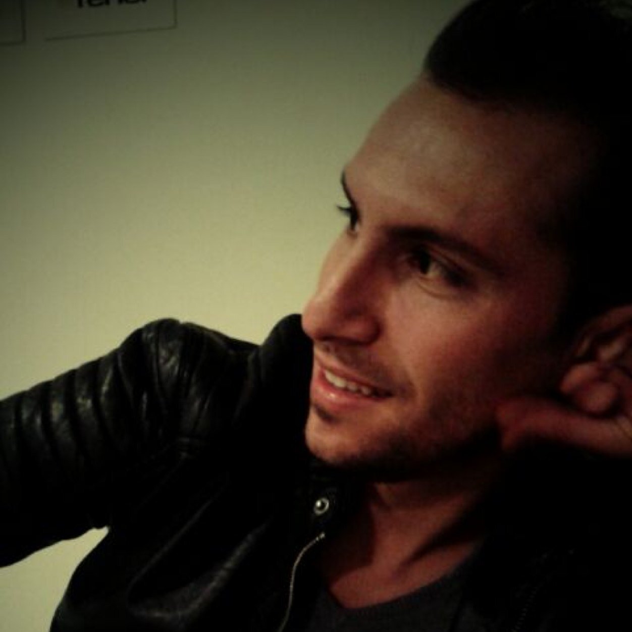 LcrmsPrfndr's profile picture. 