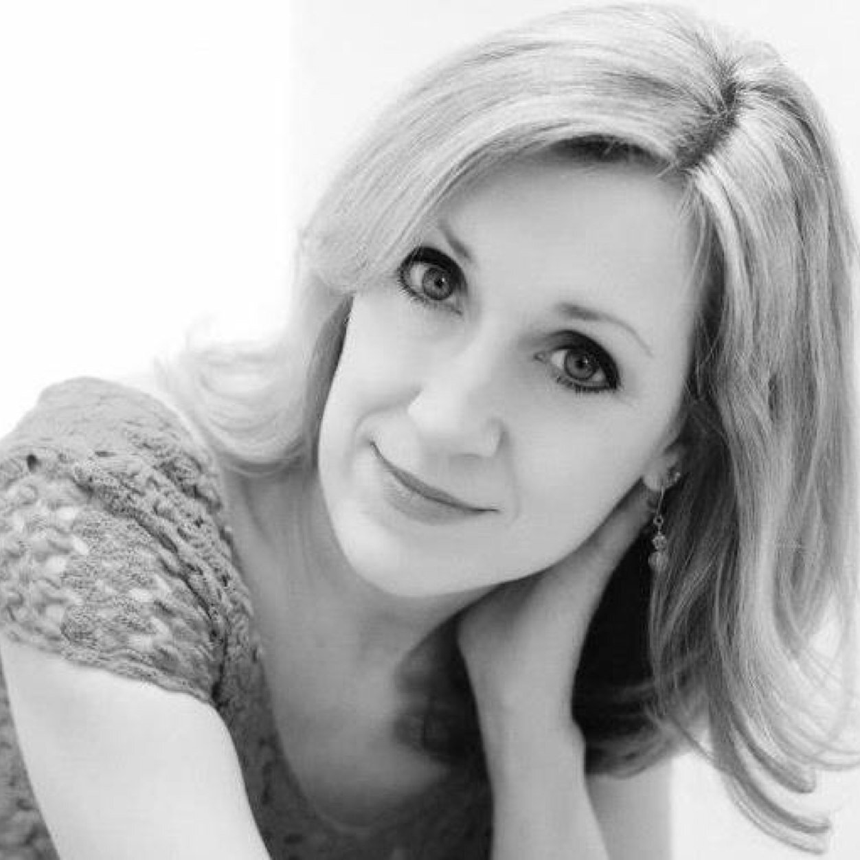 JAMIE ❤️s TRUMP! 💯% PATRIOT🇺🇸 Married Texan. I ♥️freedom, football and sunshine. Proudly Conservative! GO AWAY LIBS #TRUMPTRAIN #MAGA