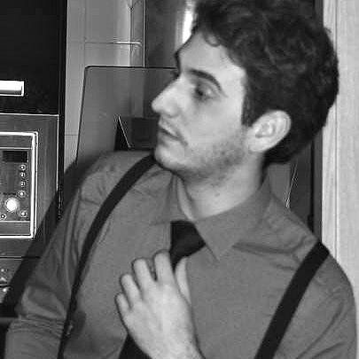 Estudiante de Literatura Norteamericana egocentrico