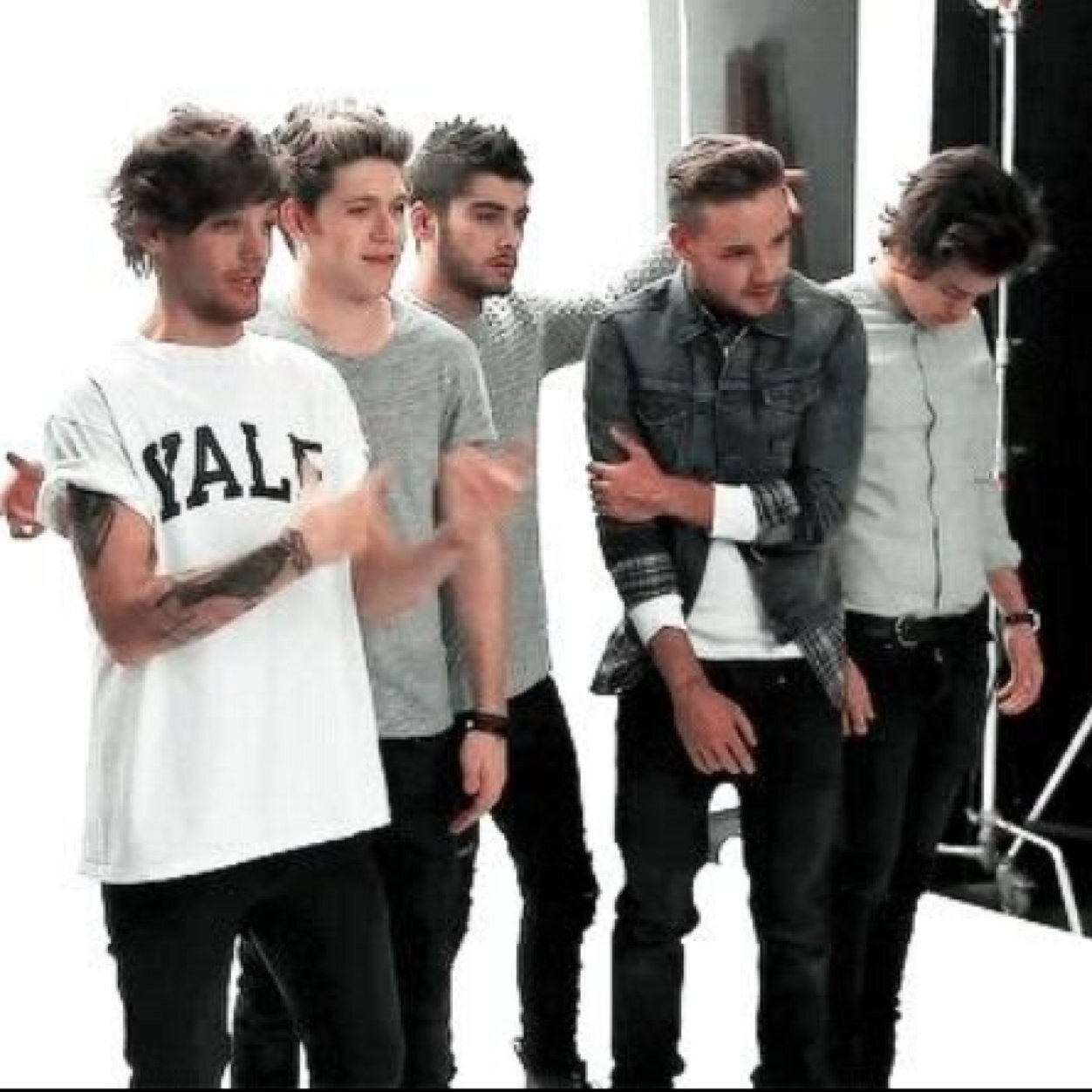 topless_stylees's profile picture. 5/5 :).. yeh I wish, can't even get 1/5 Please follow @jess97squire my personal account :D