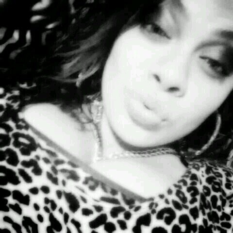 They call me chinky i love to party im lesbian && i love to siing i write poetry nd play guitar ♥