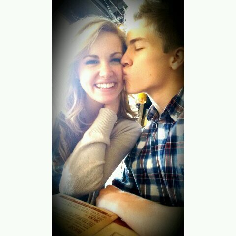 Hannah19Murphy's profile picture. Life is a beautiful ride. ✌