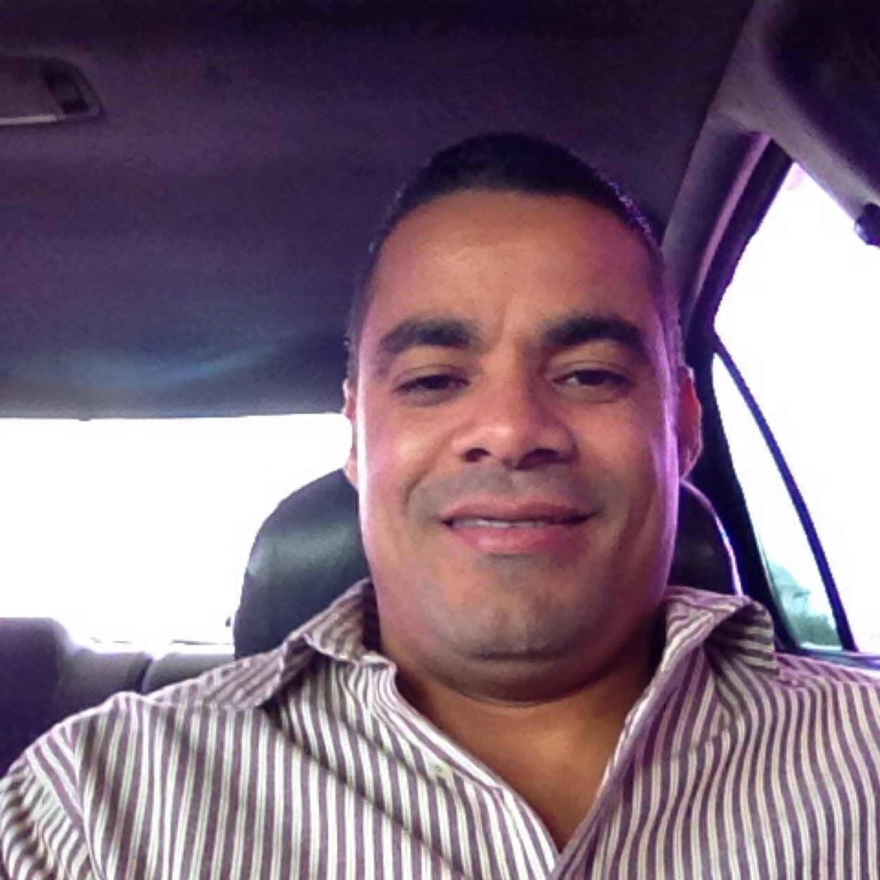 AlgGuerrero's profile picture. 